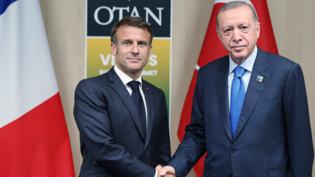 NATO'da kritik zirve: Erdoğan, Fransa Cumhurbaşkanı Macron ile bir araya geldi!