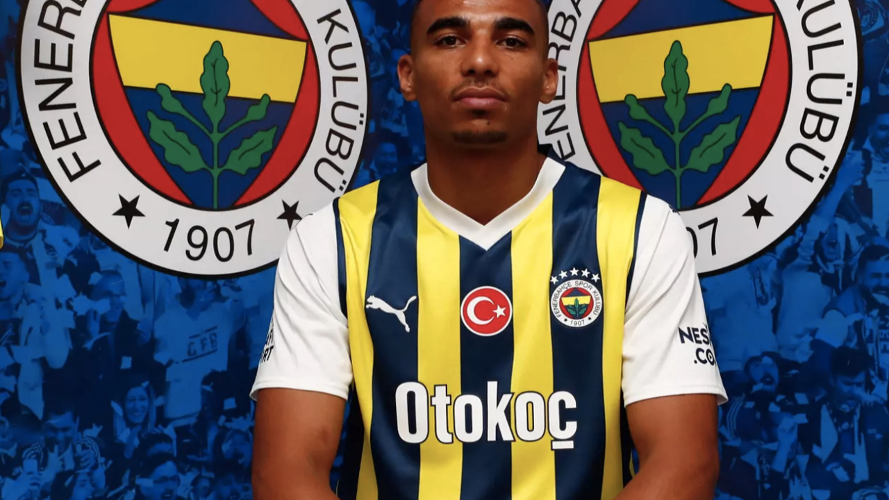 Fenerbahçe yeni stoperini resmen duyurdu