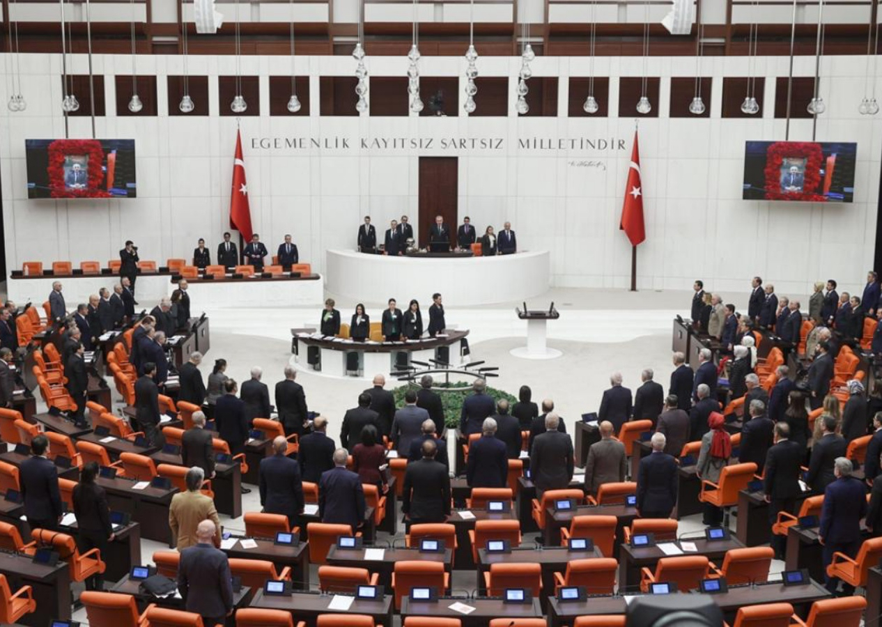 Emeklilere yüzde 25 zam! Gözler Genel Kurul'a çevrildi