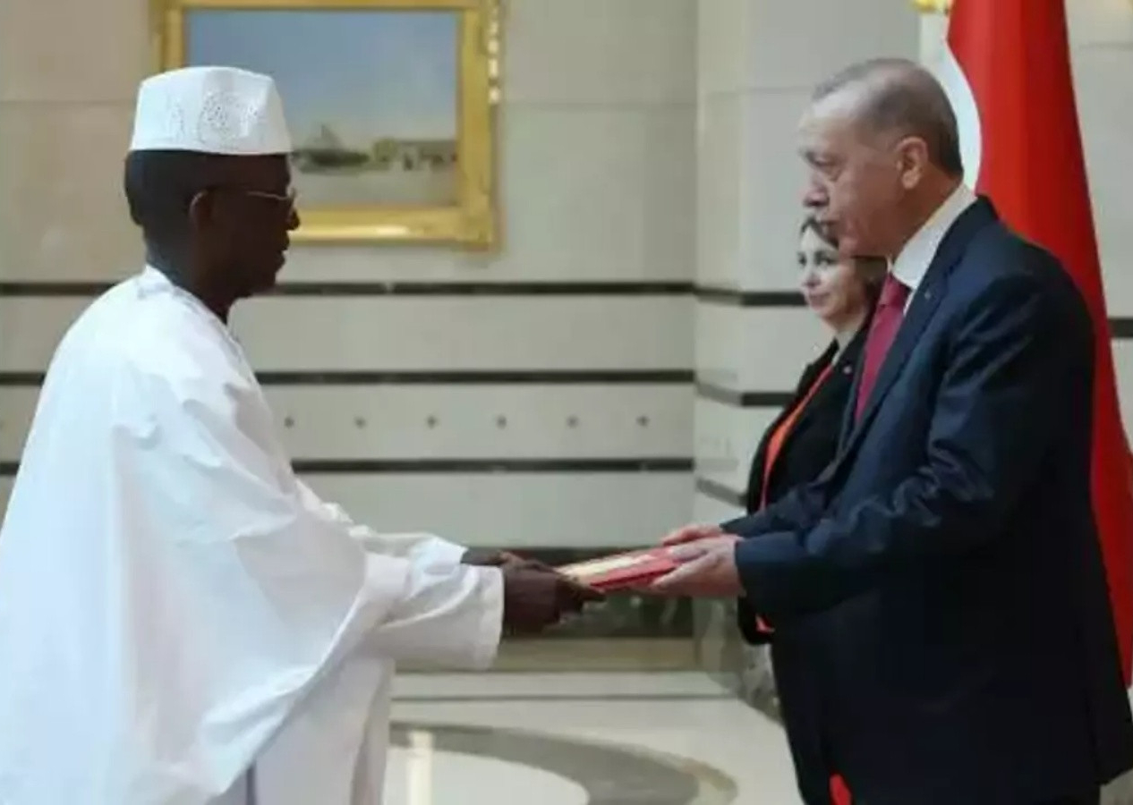 Cumhurbaşkanı Erdoğan'a büyükelçilerden güven mektubu