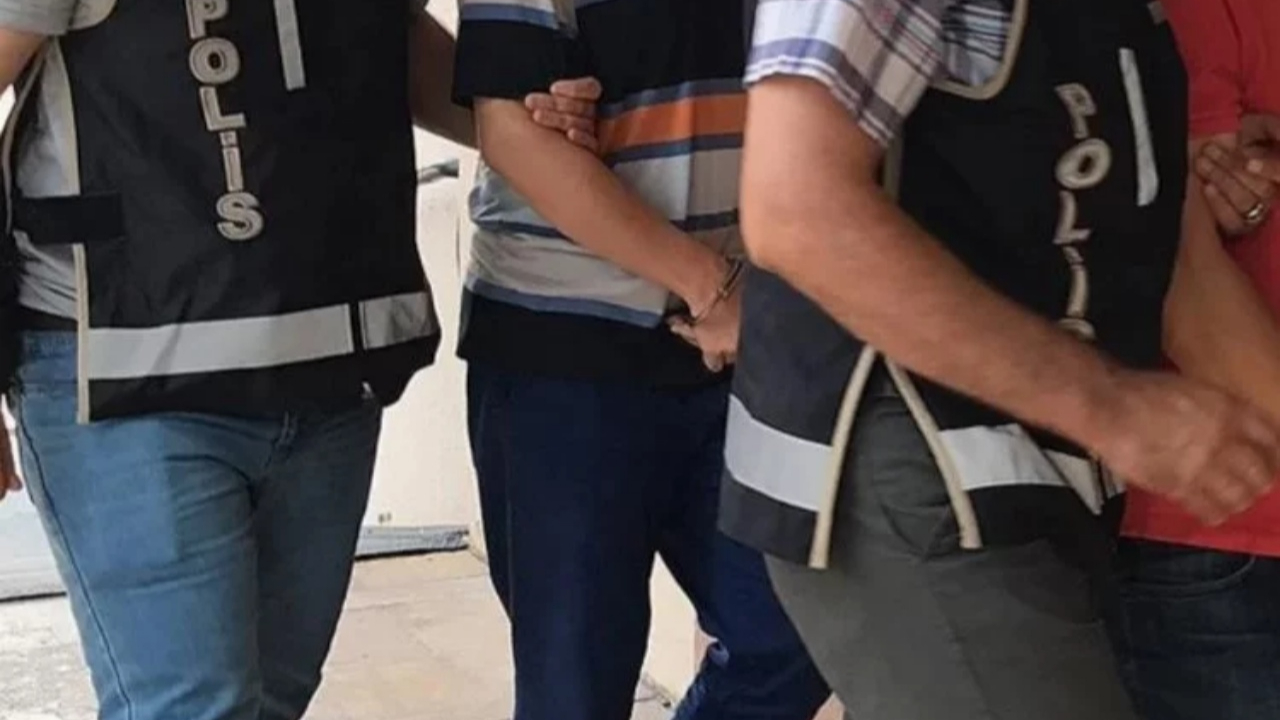 İçişleri Bakanı Yerlikaya duyurdu! 18 göçmen kaçakçısı organizatör yakalandı