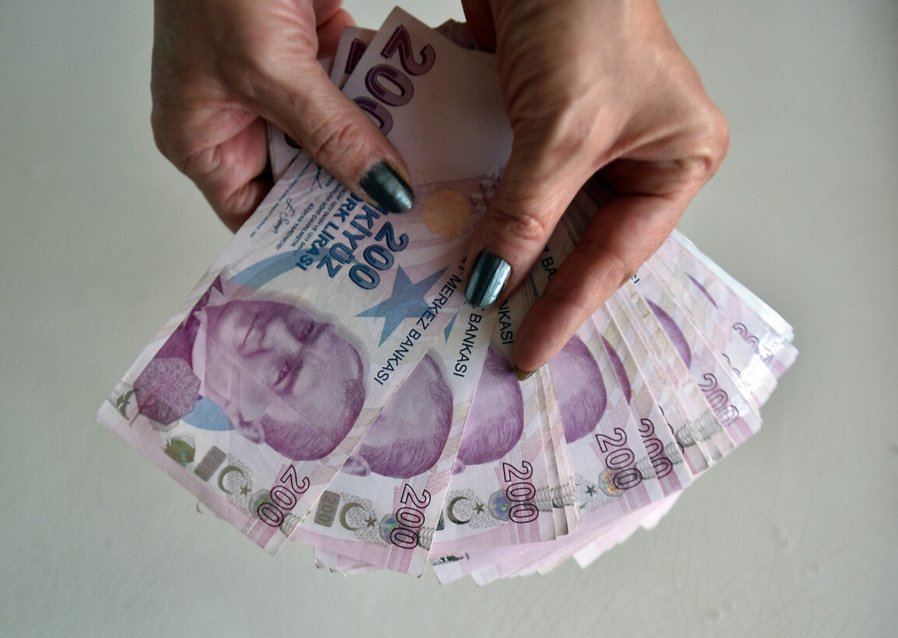 Emekliye yüzde 25 zam TBMM'de kabul edildi! Seyyanen zamma onay çıkmadı...