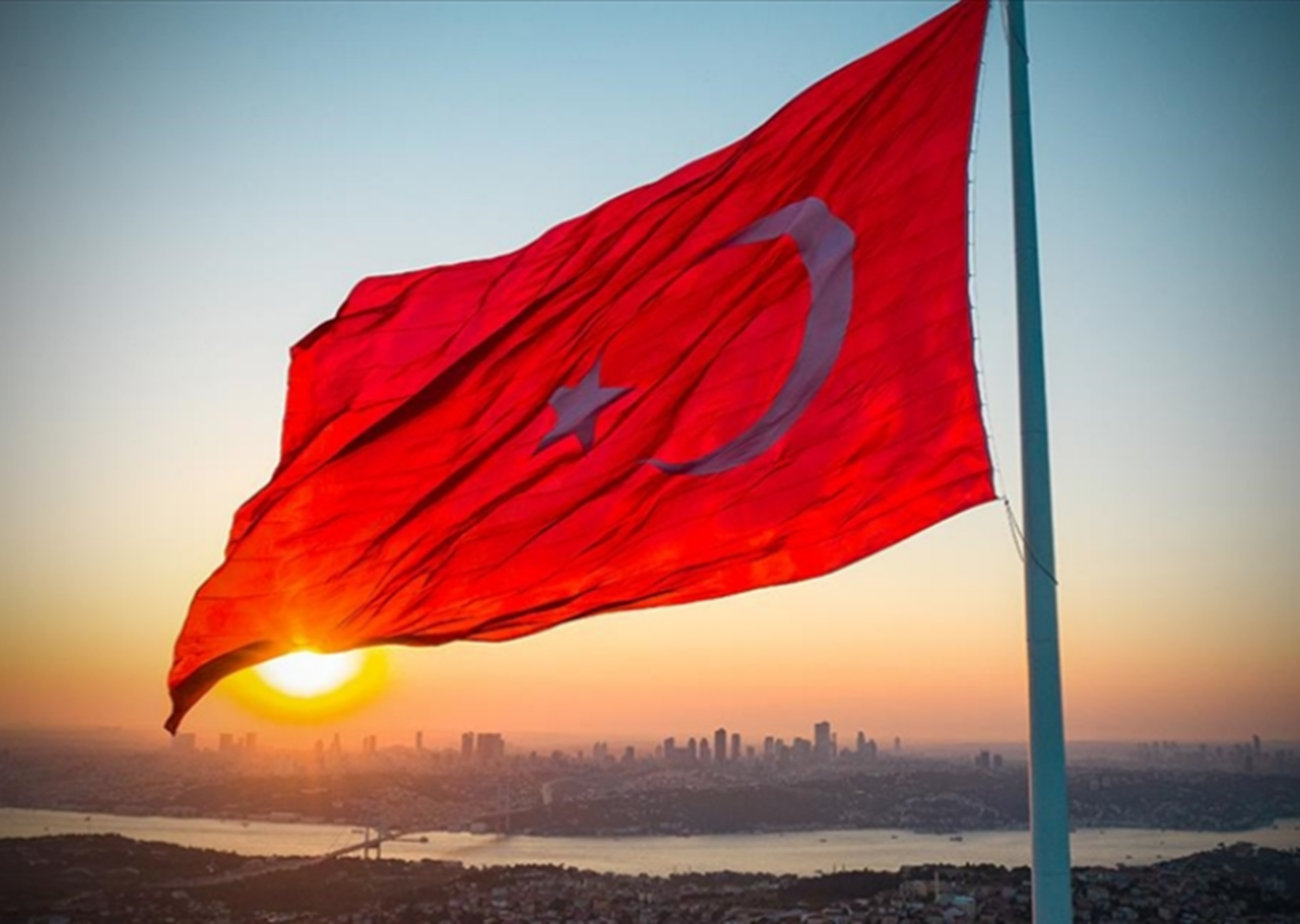 Siyasilerden 15 Temmuz mesajı! ''Hainlerle mücadelemiz azim ve kararlılıkla sürecek''