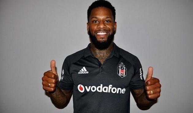 Beşiktaşlı Lens'ten ilk sözler: "Alemin gözü yaşlı..." / VİDEO