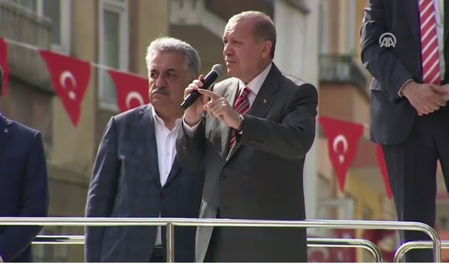 Cumhurbaşkanı Erdoğan'dan Trabzon'da öğrencilere müjde!
