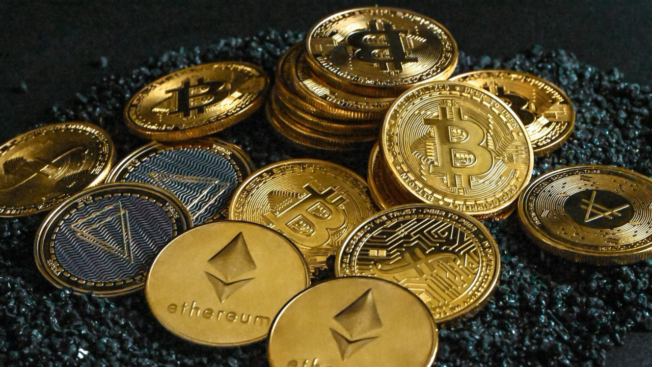 Kripto para borsası Binance son haftalarda binden fazla çalışanının işine son verdi