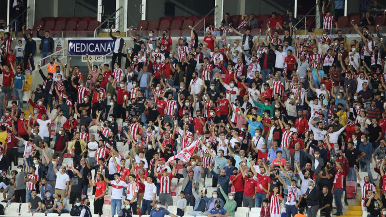 Sivasspor'da kombine satışı başladı