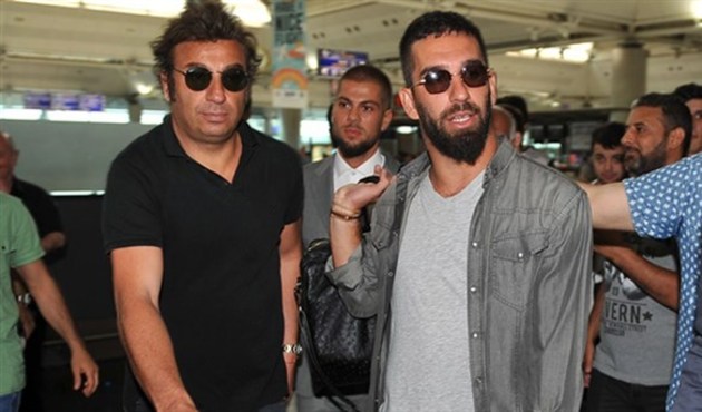 Özbek-Bulut görüşmesinde Arda Turan gerçeği!