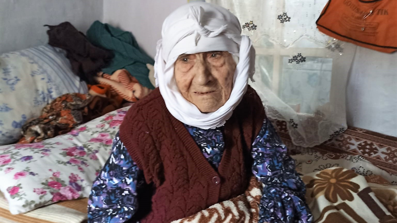 3 padişah, 12 cumhurbaşkanı gören 119 yaşındaki Medine Akkan hayatını kaybetti