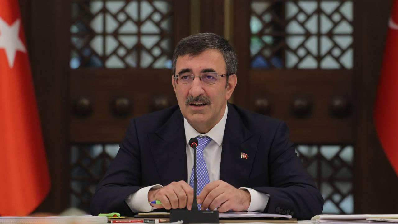 Cumhurbaşkanı Yardımcısı Cevdet Yılmaz'dan yeni anayasa mesajı!