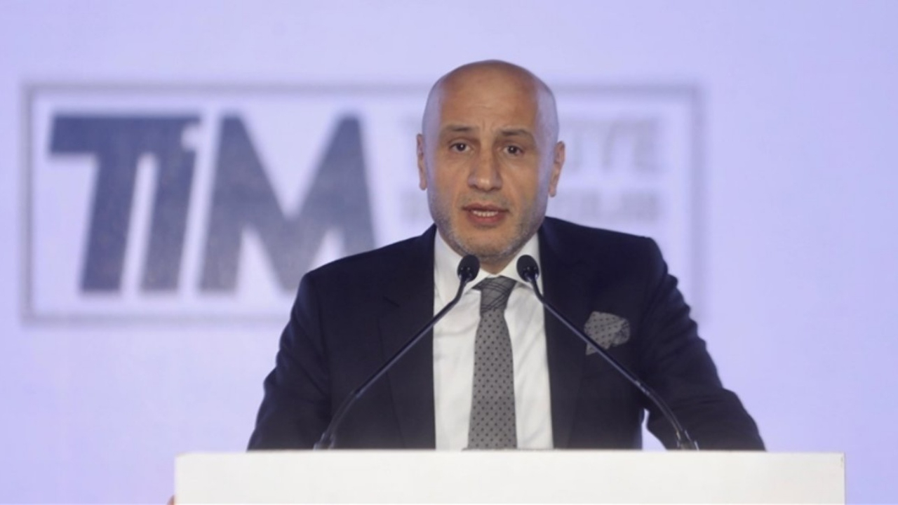 BAE ile ticaret hacmimizi 25 milyar dolara çıkaracak