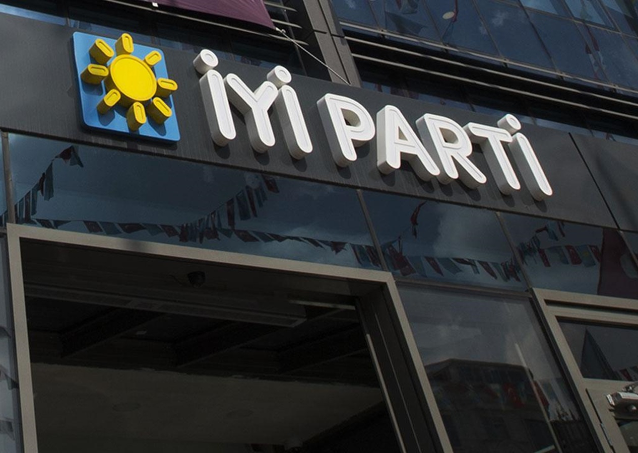 İYİ Parti'de istifa depremi! Yönetim Kurulu üyeleri ve delegelerden oluşan 41 kişi görevi bıraktı: Onaylamadığımız bir takım icraatlar oldu!