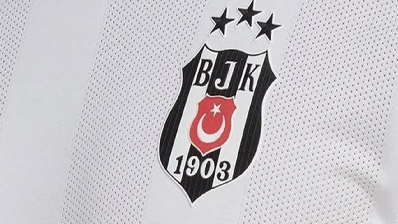 Beşiktaşlı oyuncu saldırıya uğradı! 6 ay sahalardan uzak kalacak