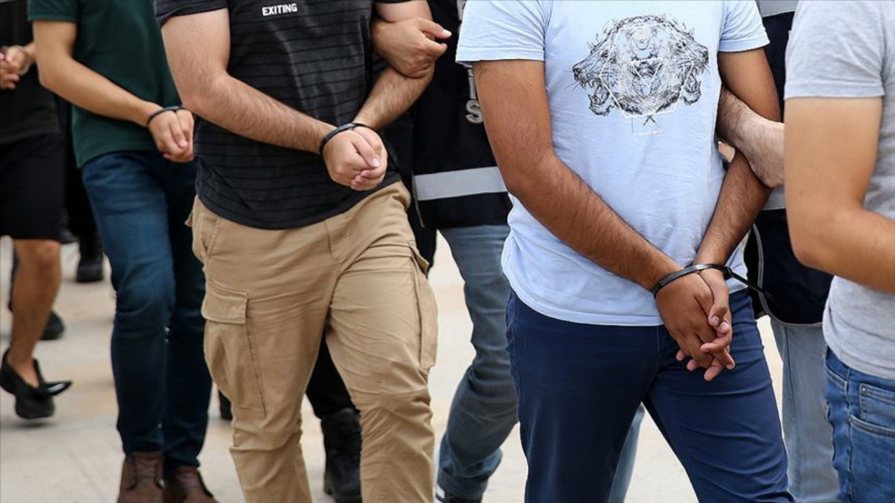 Azerbaycan'da FETÖ'ye büyük darbe! Örgütün yönetici kadrosundan 4 kişi tutuklandı!