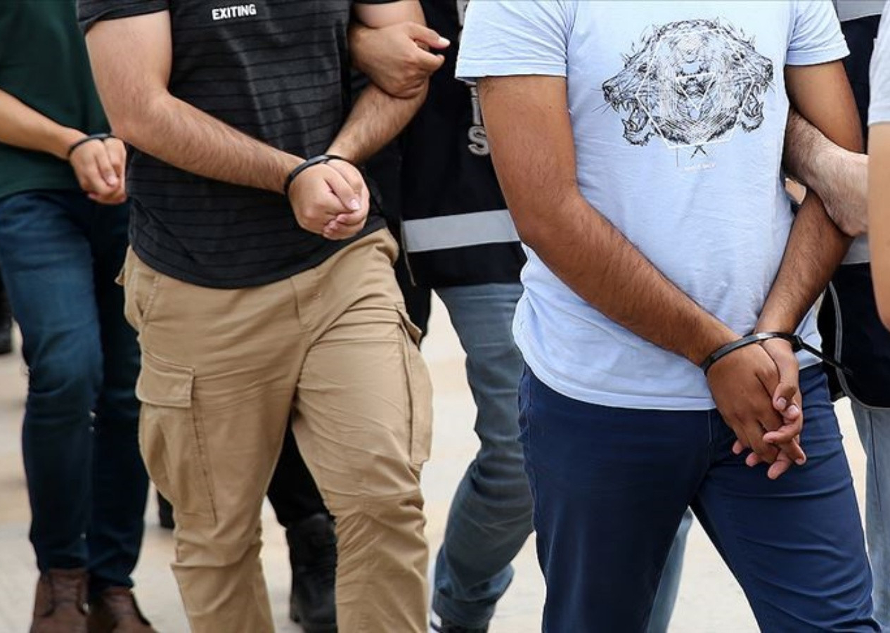Azerbaycan'da FETÖ'ye büyük darbe! Örgütün yönetici kadrosundan 4 kişi tutuklandı!