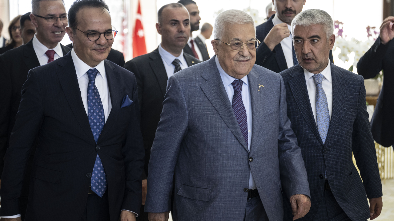 Filistin Devlet Başkanı Abbas Türkiye'ye geldi