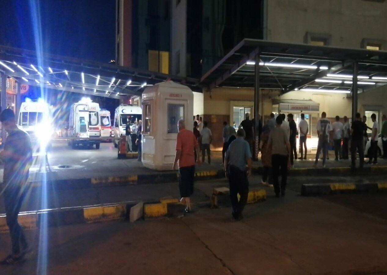 Rize Devlet Hastanesi'nde husumetli iki grup arasında silahlı çatışma! Polis ve jandarmalar da yaralandı...