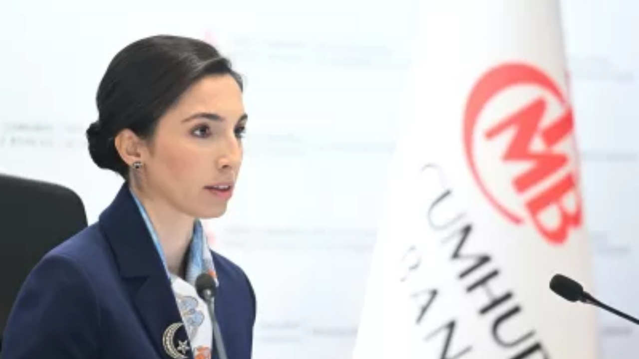 Hafize Gaye Erkan’a tam not