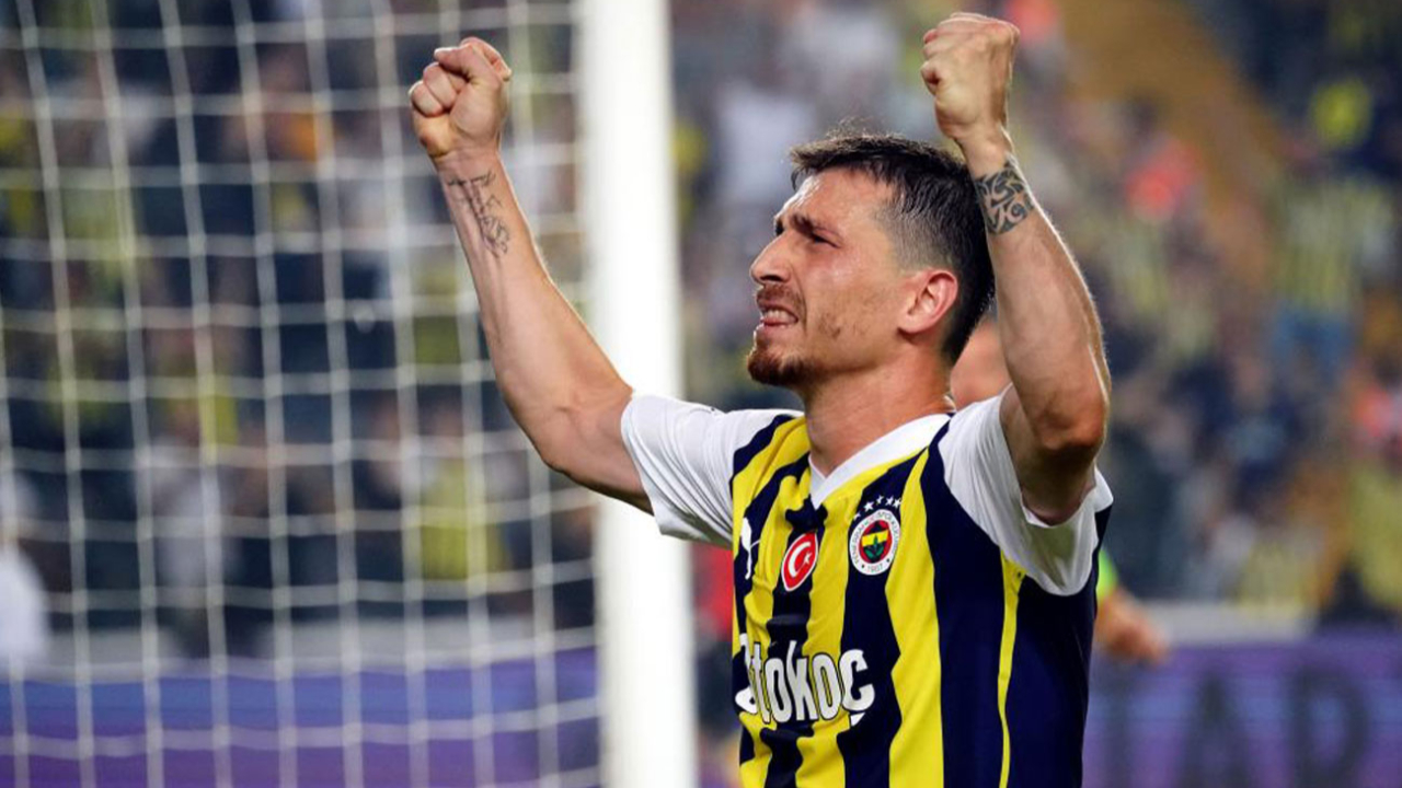 Mert Hakan'ın şutunda yöneticinin kolu kırıldı!