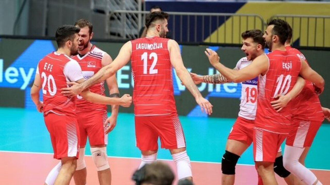 Türkiye - 3 - 2 Ukrayne | Maçın sonucu... Filenin Efeleri, FIVB Challenger Kupası'nda finale yükseldi!