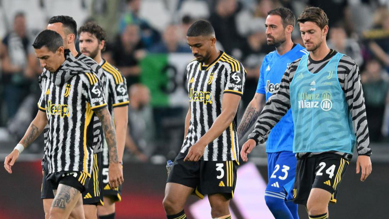UEFA, Juventus'u Avrupa Konferans Ligi'nden men etti