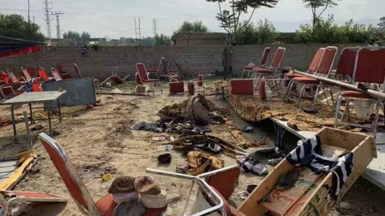 Pakistan'da 54 kişinin öldüğü terör saldırısını DEAŞ üstlendi!