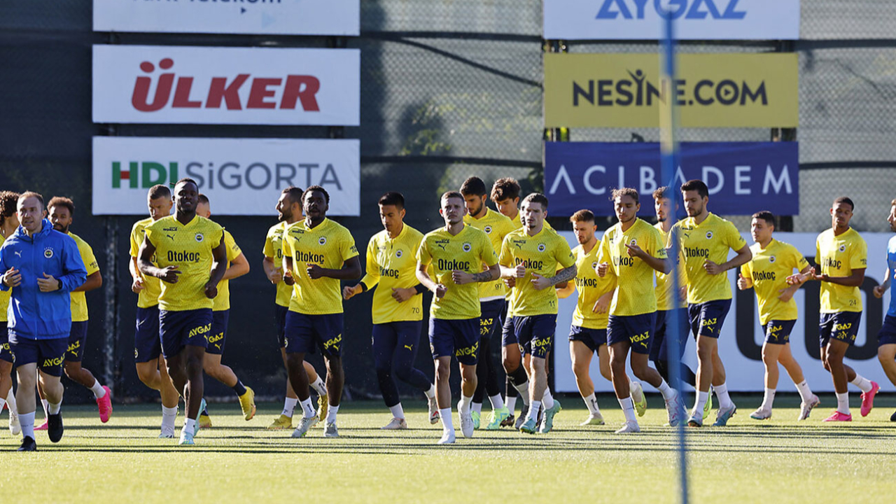 Fenerbahçe'nin Zimbru maçı kamp kadrosu açıklandı