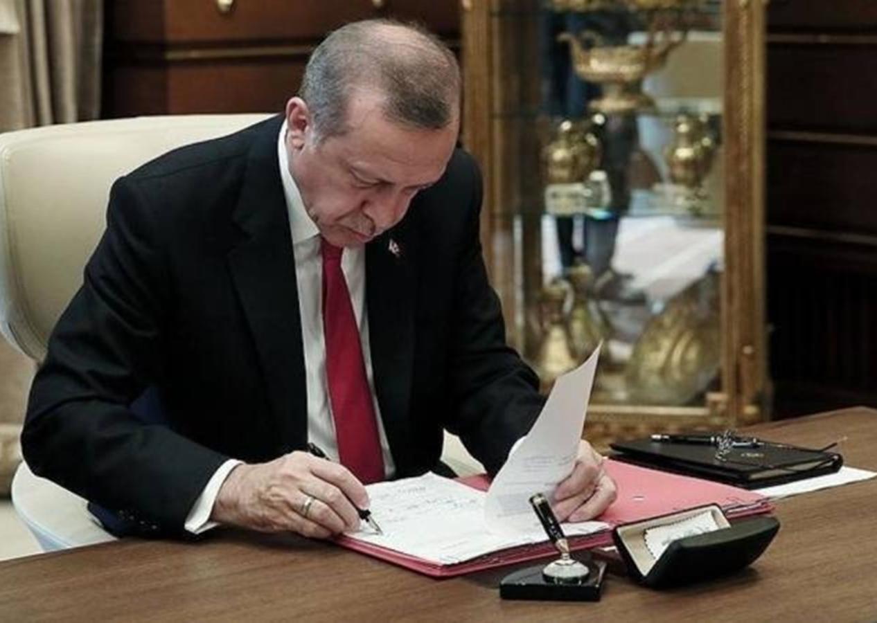 Cumhurbaşkanı Erdoğan imzaladı! YÖK üyeliğine 5 üye atama kararı Resmi Gazete'de