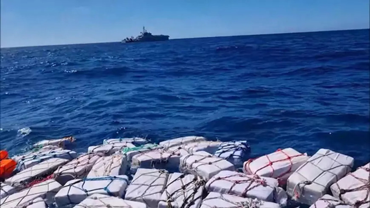 İtalya'da 5.3 tonluk uyuşturucuyu Türk polisi yakalattı!