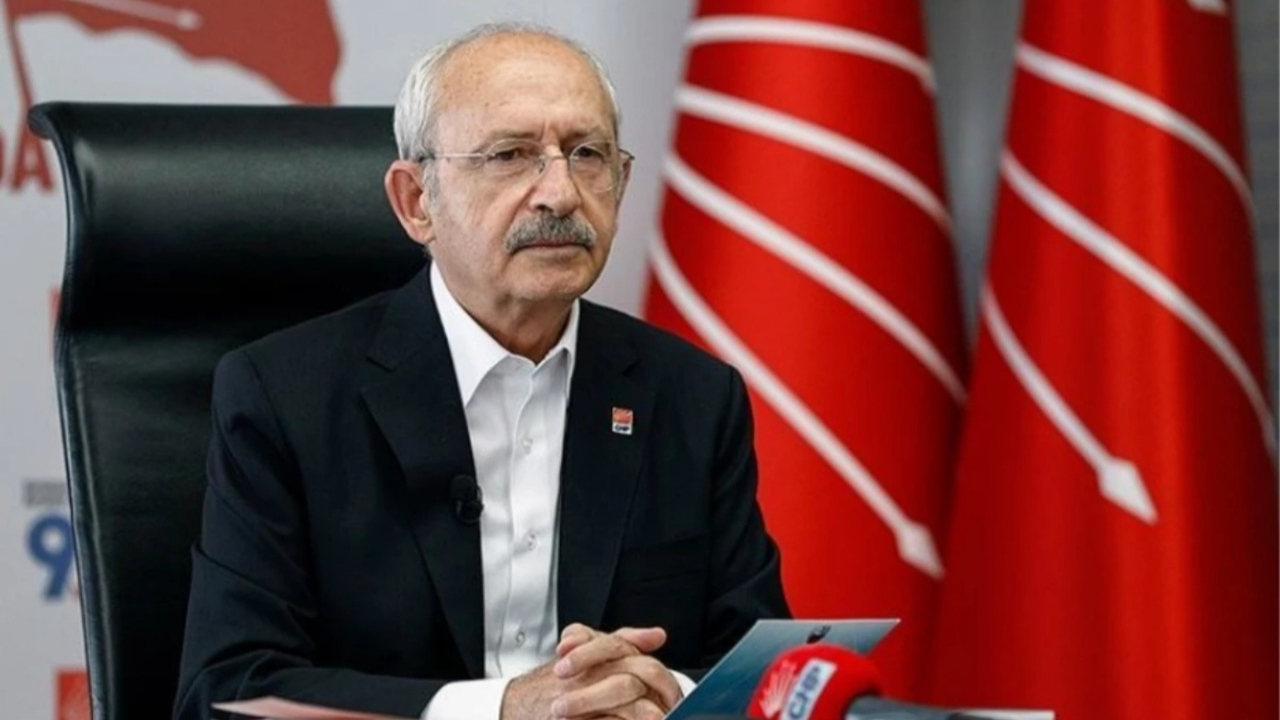 CHP MYK'da flaş karar: 3 ilçe başkanının bileti kesildi!