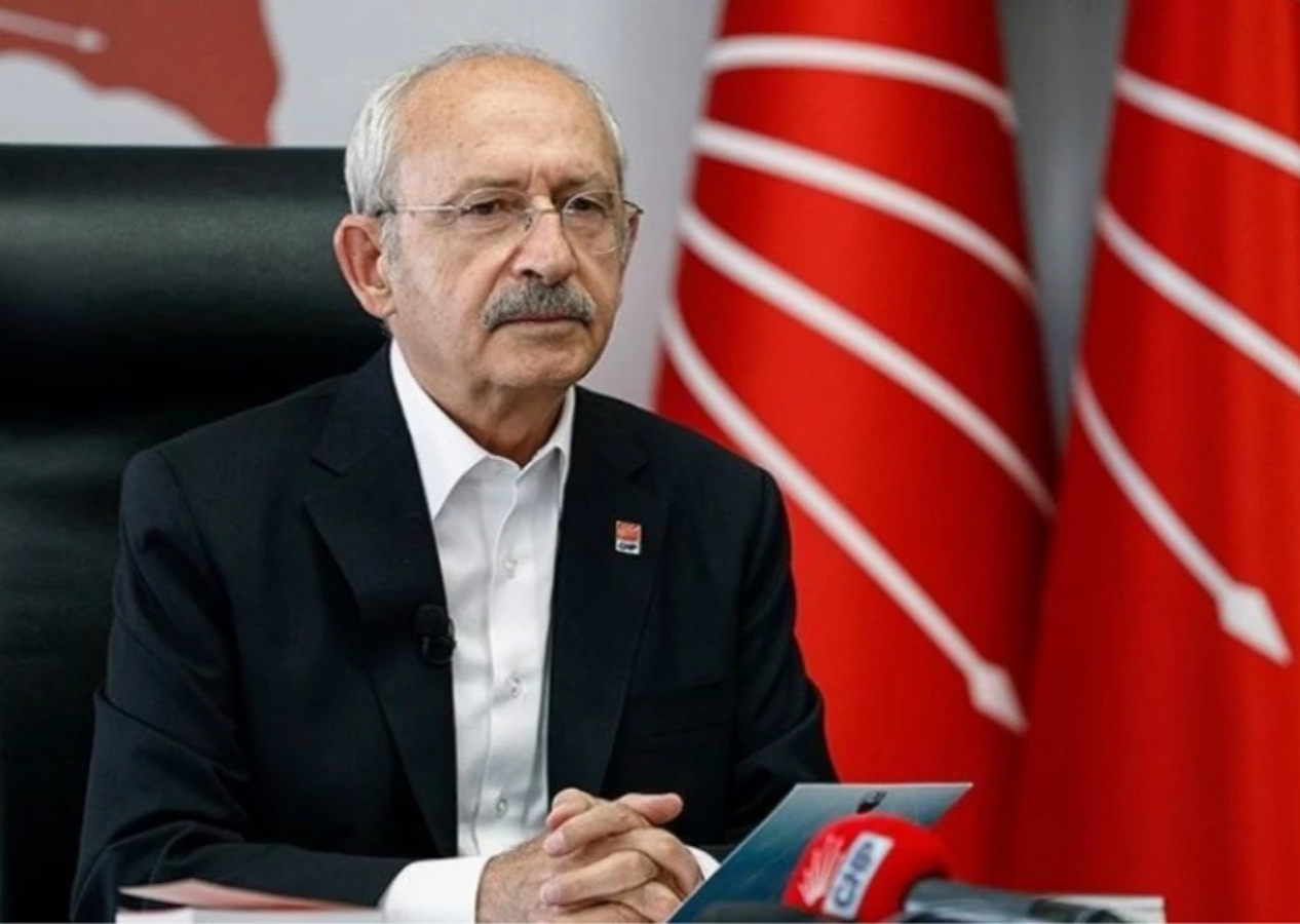 CHP MYK'da flaş karar: 3 ilçe başkanının bileti kesildi!