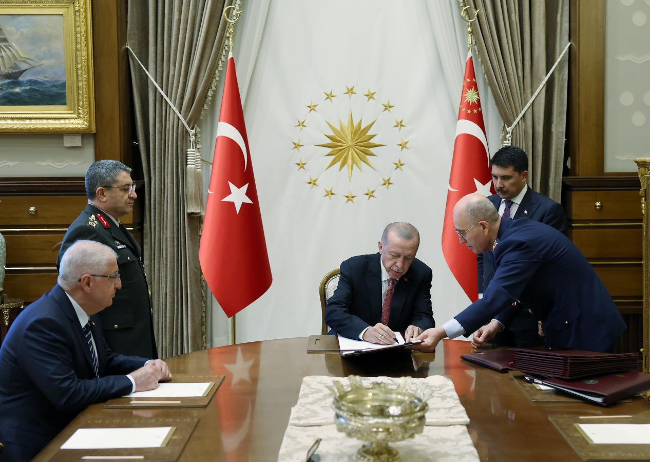 YAŞ kararlarının ardından Cumhurbaşkanı Erdoğan'dan ilk açıklama: Hayırlara vesile olmasını diliyorum...