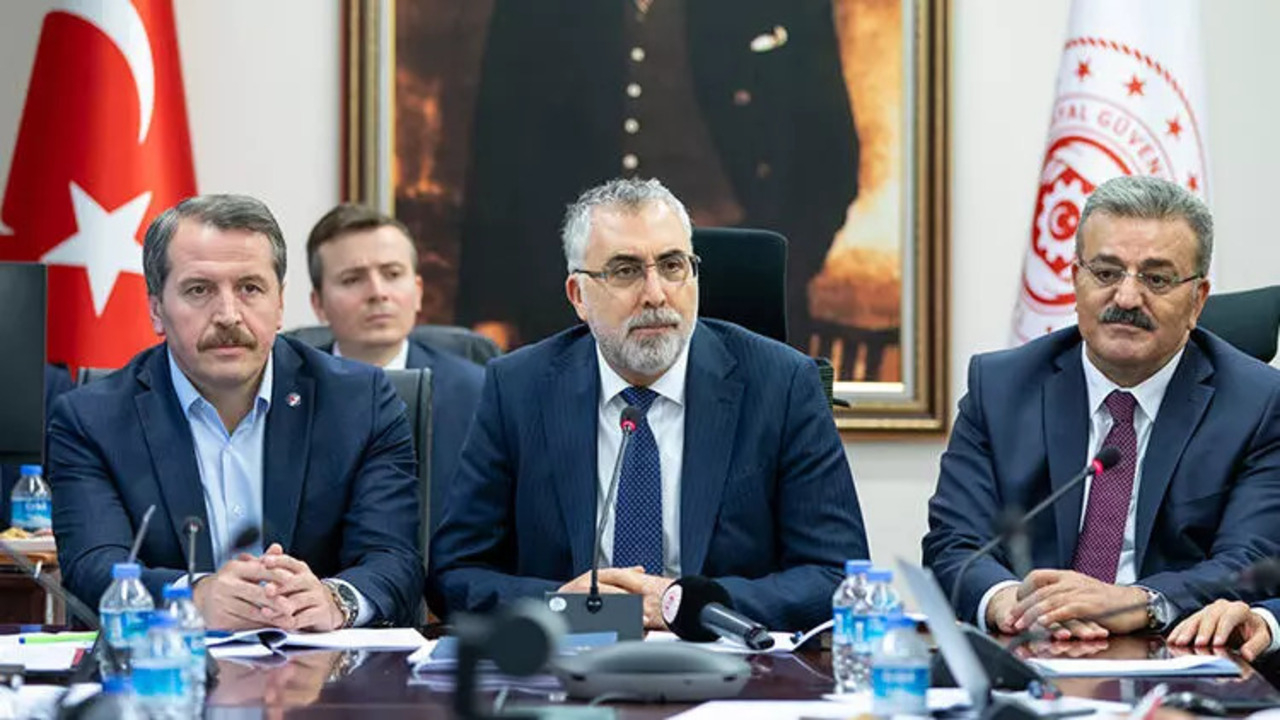 Kritik toplantı! Memur ve emeklileri ilgilendiriyor...
