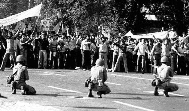 Mete Yarar, İran'ın "15 Temmuz"unu anlattı