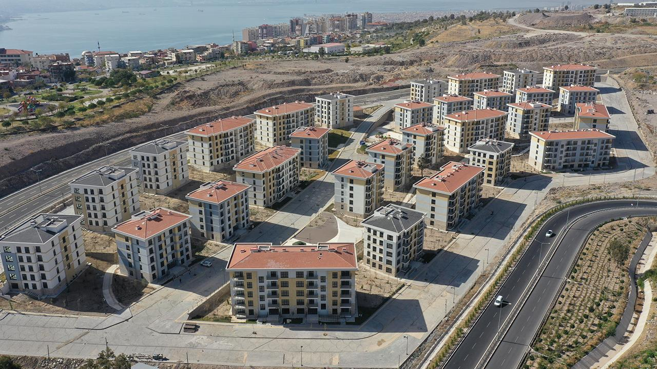 Bakan Özhaseki: Deprem bölgesinde 180 bin konutta ihaleler tamamlandı