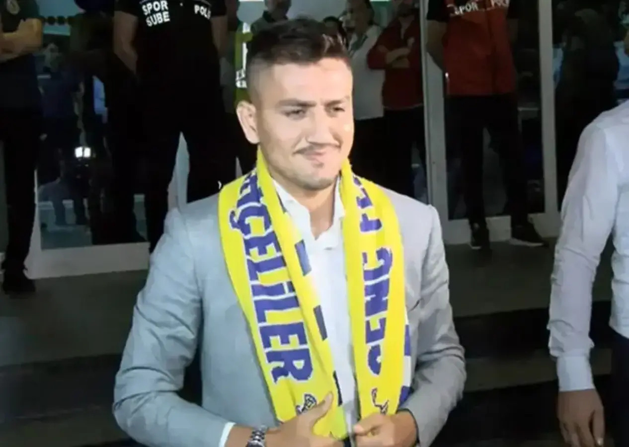 Cengiz Ünder İstanbul'a geldi! İşte flaş ifadeler...