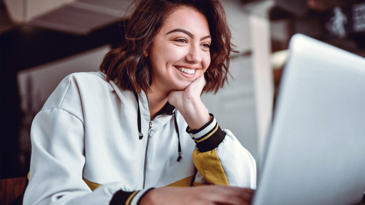 Dünyanın en saygın İngilizce yeterlilik testi TOEFL iBT’nin süresi 2 saatin altına indi