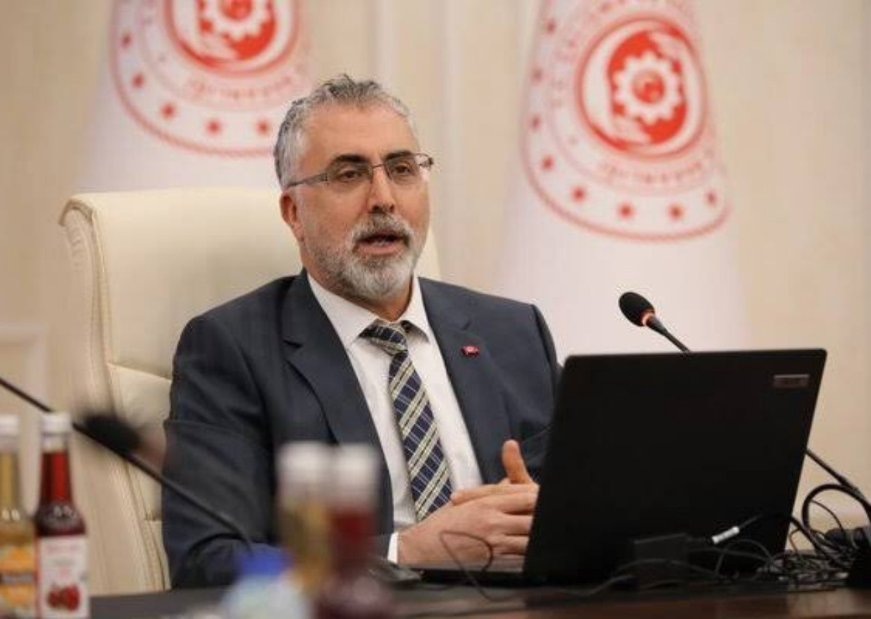 Memur ve memur emeklileri için hükümetin zam teklifi belli oldu!