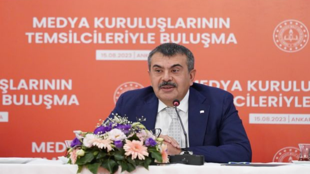 MEB Bakanı Tekin: Devamsızlık ve sınıf tekrarı konusunda çok ciddiyiz