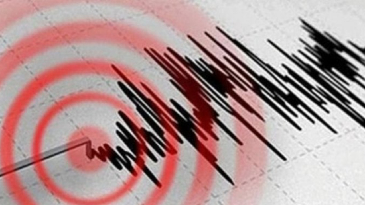 Çevre illerde hissedildi! Adana'da korkutan deprem