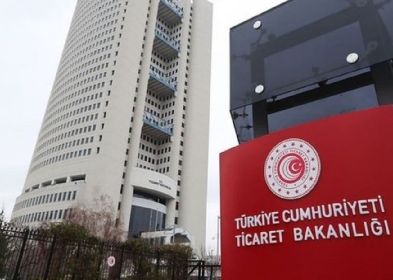 Ticaret Bakanlığı duyurdu! Fiyat etiketi denetimlerinde 11 bin 371 firmaya ceza kesildi
