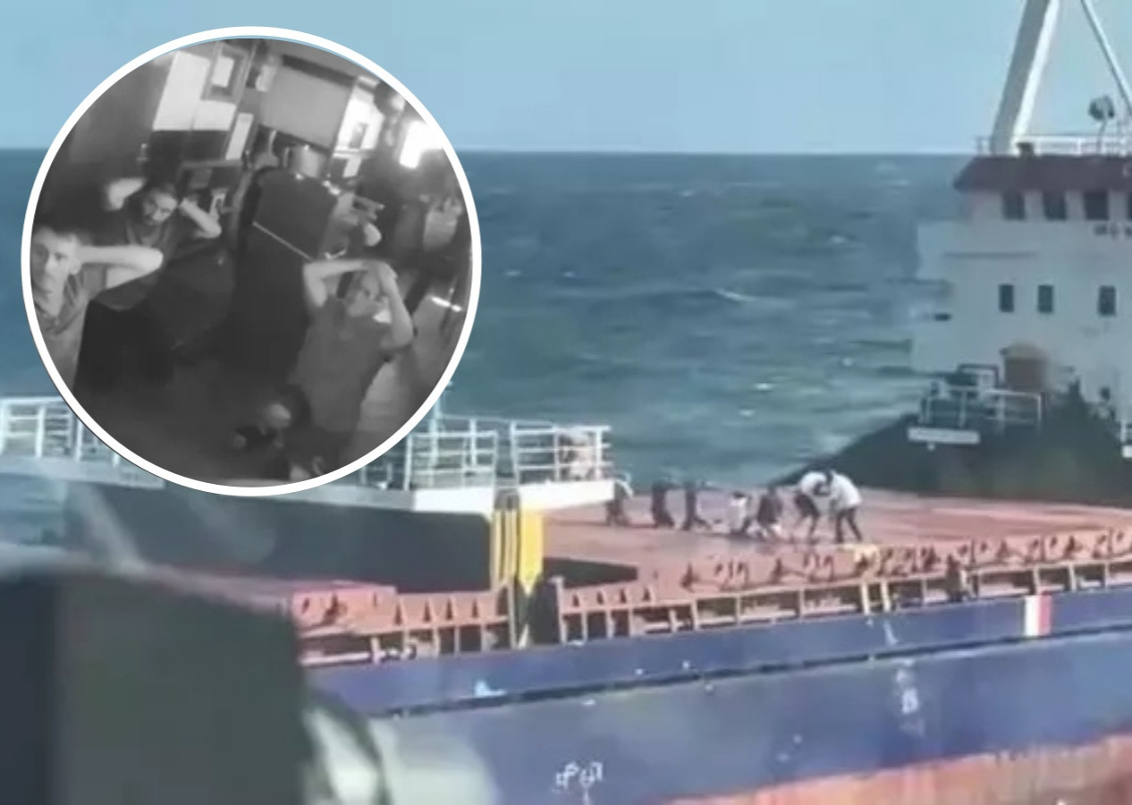 Rus askerleri, Karadeniz’deki Türk gemisine girmişti! Görüntüler ortaya çıktı...