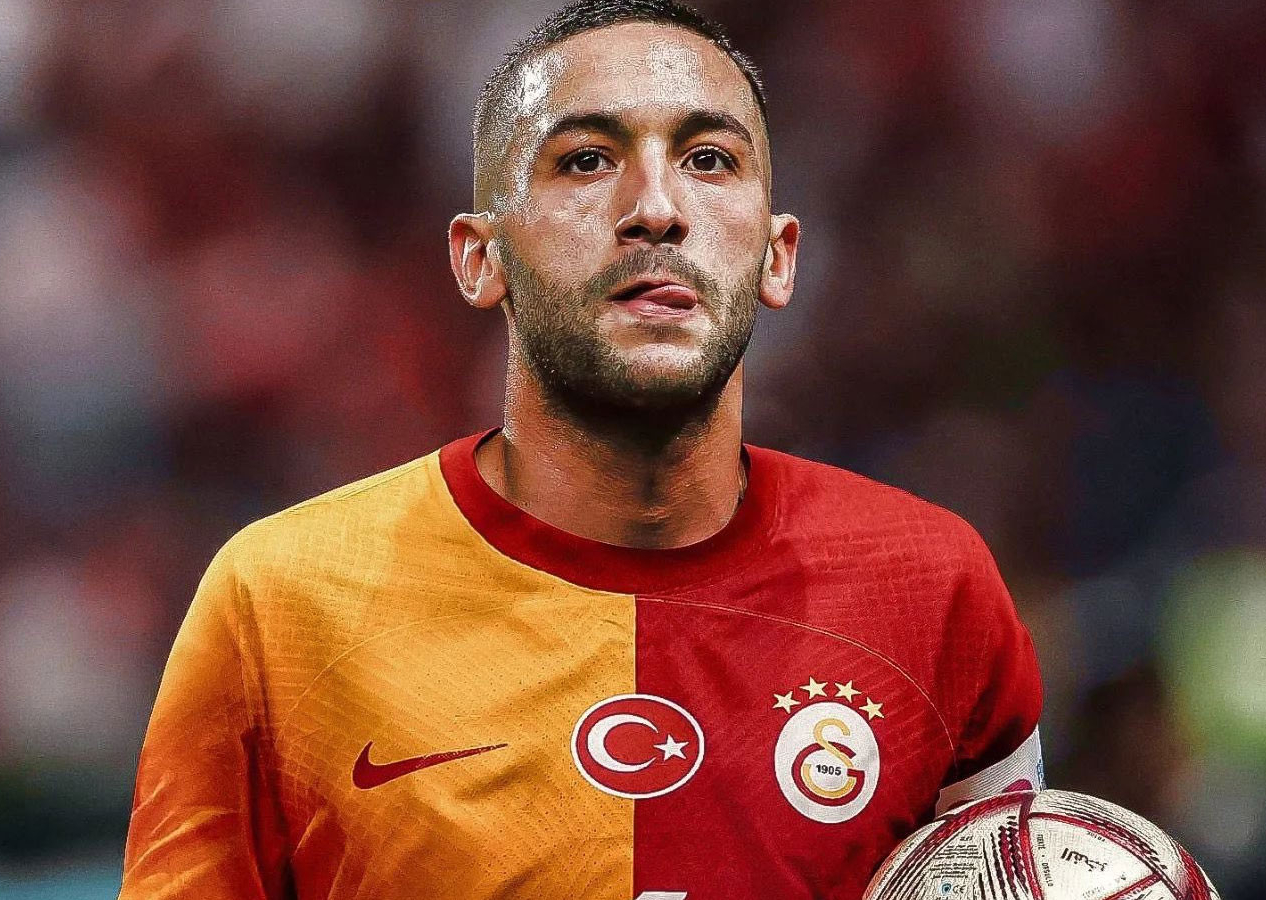 Galatasaray Hakim Ziyech'i İstanbul'a getirdi uçaktan George Gardi de indi