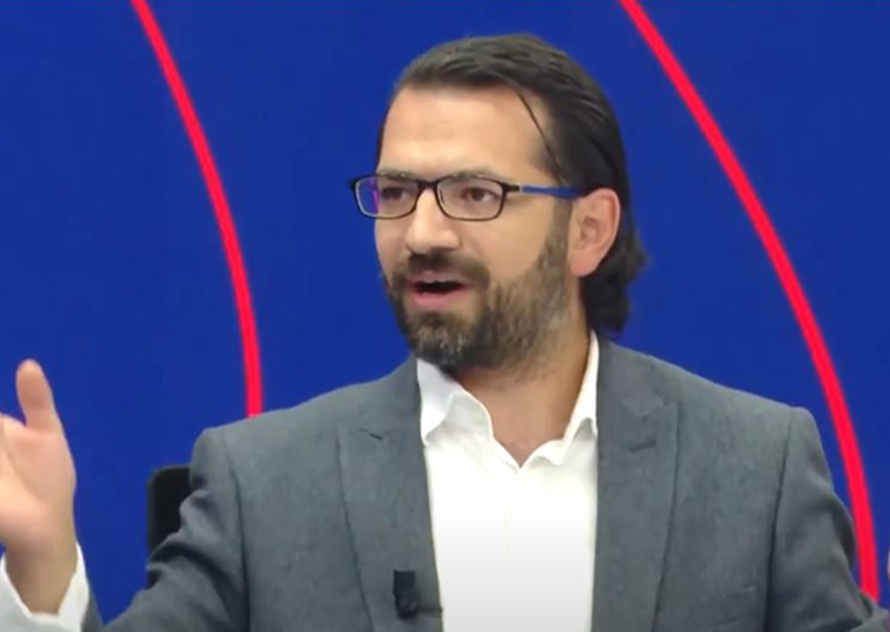 Hacı Yakışıklı'nın ''Devlet Opera ve Balesi'ne karşıyım'' sözleri tepki çekti!