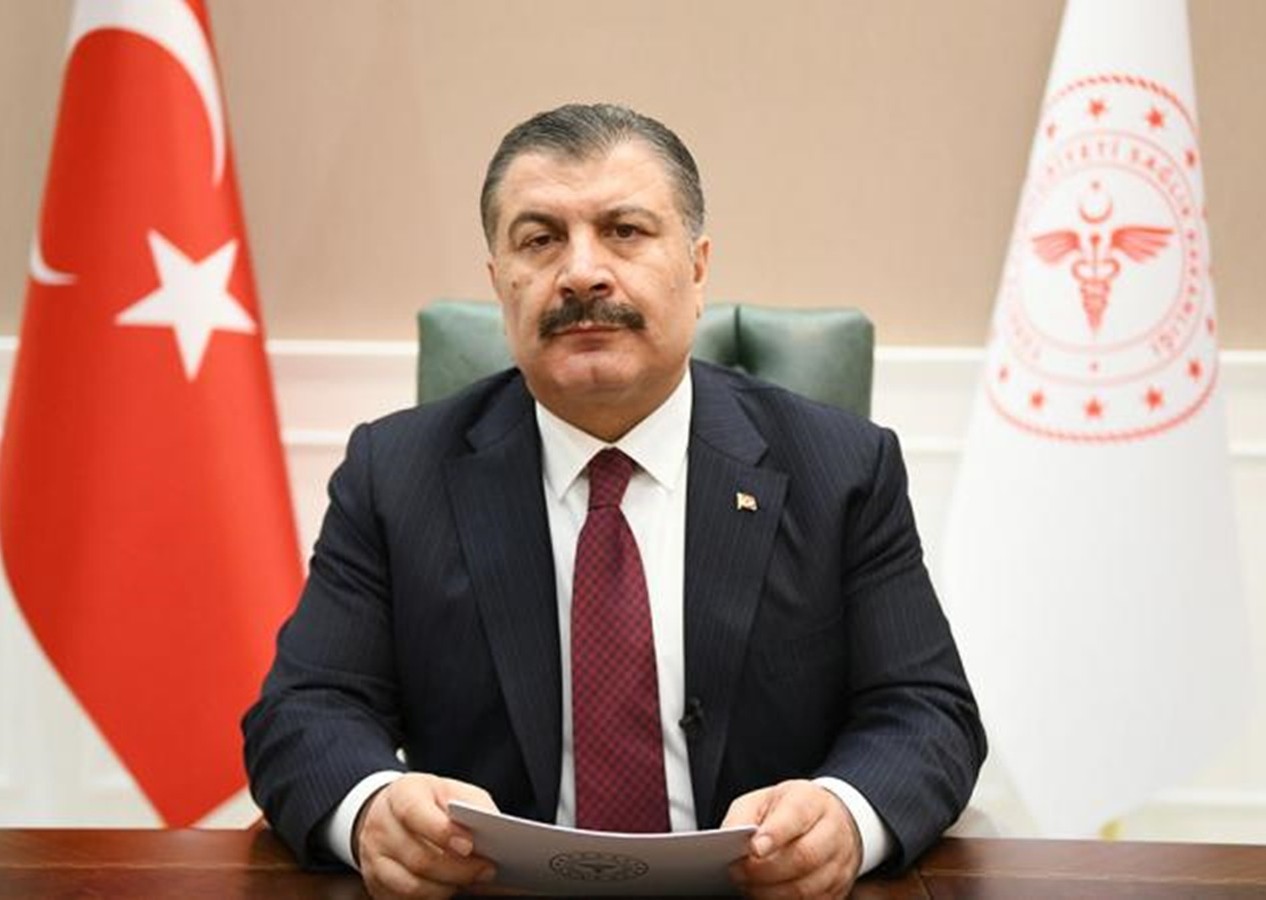 Bakan Koca'dan Çanakkale'deki orman yangınına dair açıklama: Dumandan etkilenen 83 kişi tedavi altına alındı