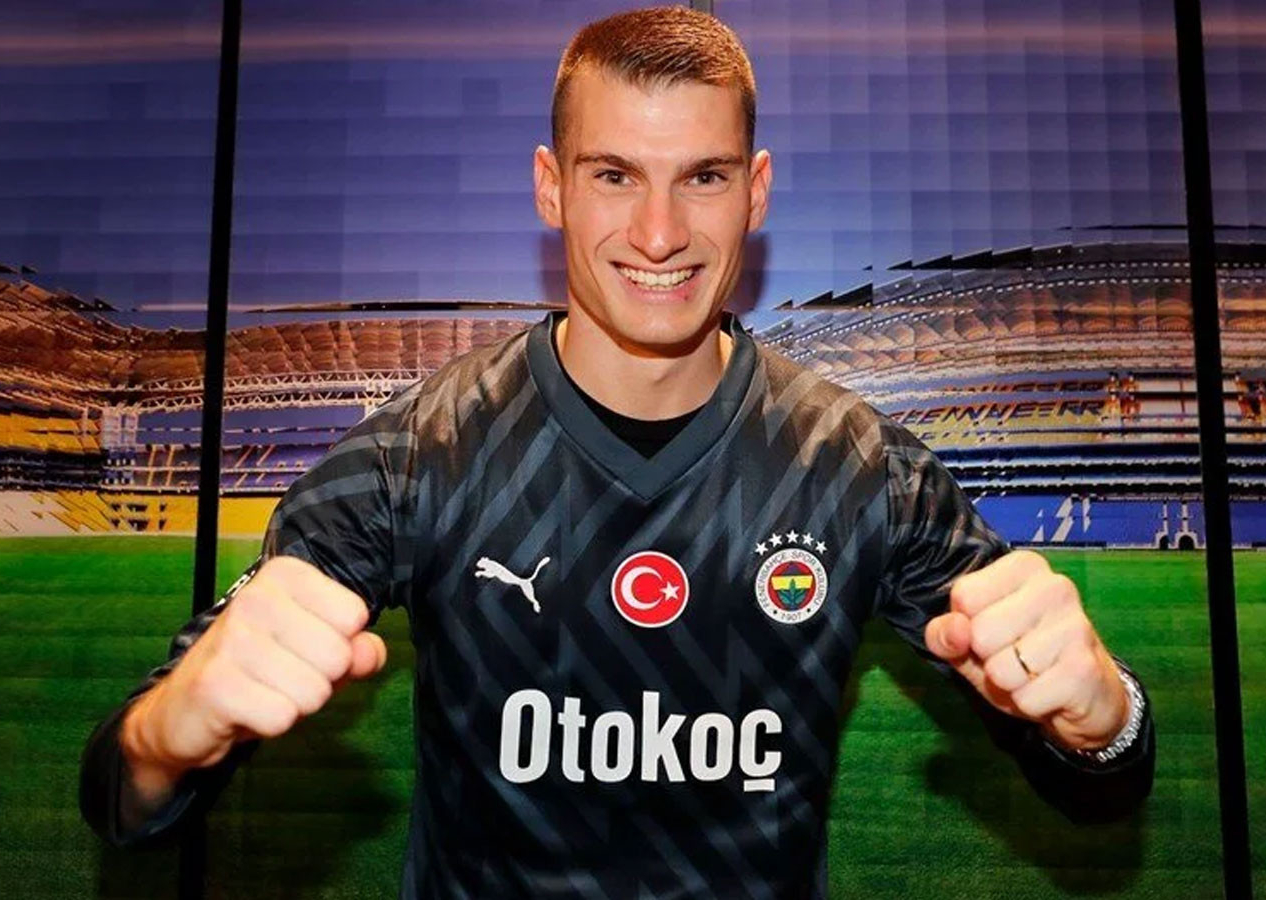 Fenerbahçe Hırvat kaleci Livakovic'i 7 milyon 600 bin euro'ya bitirdi