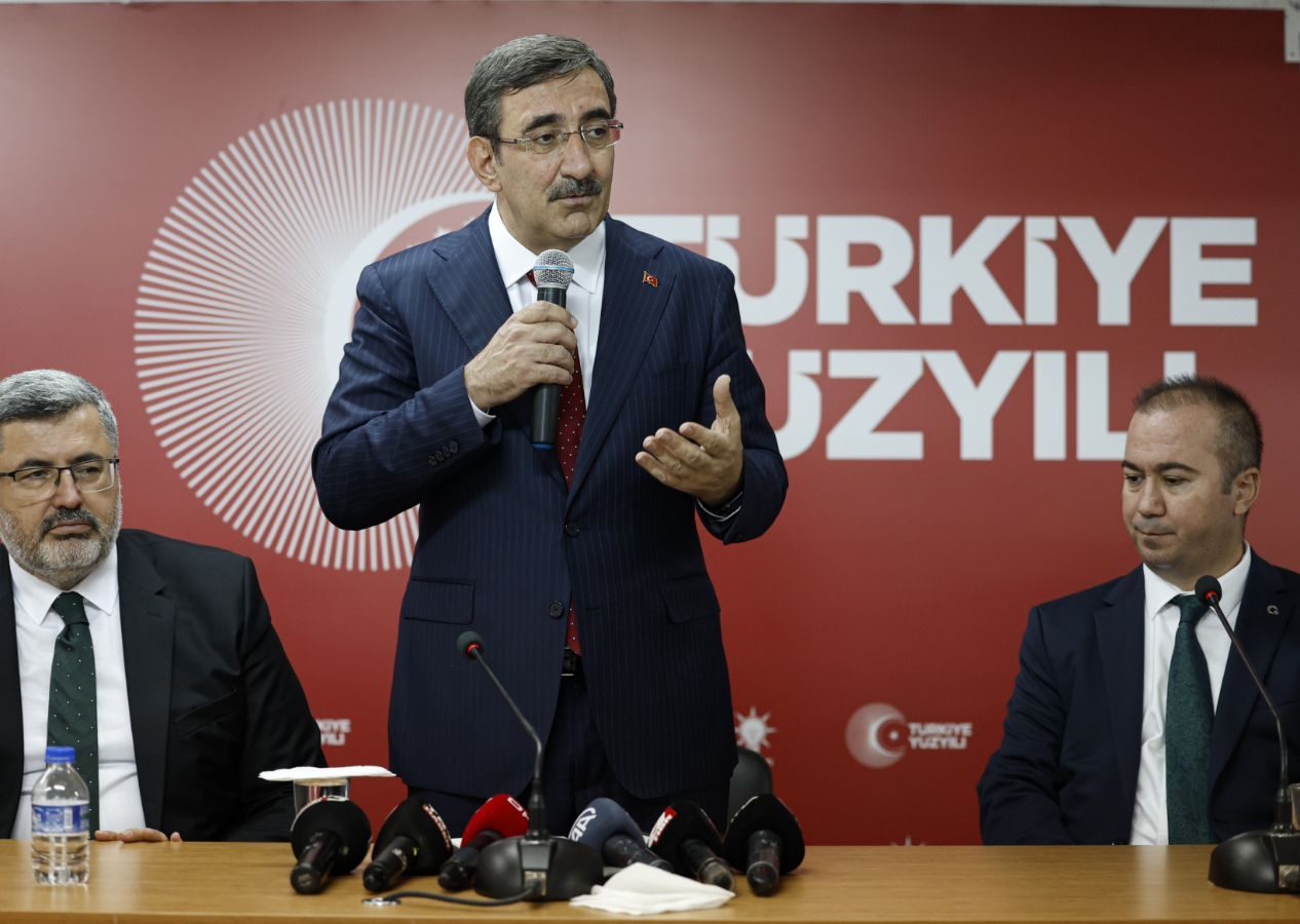 Cumhurbaşkanı Yardımcısı Cevdet Yılmaz'dan kentsel dönüşümde yeni kanuni düzenleme sinyali