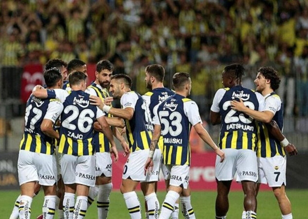 Fenerbahçe'de sıcak gelişme! Yıldız oyuncuya bir talip daha...