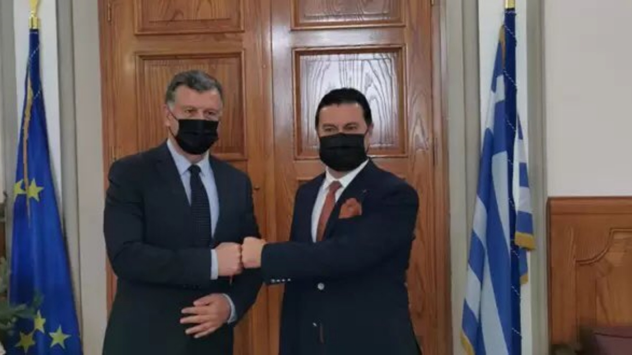 Bodrum belediye başkanının Yunan aşkı: Büyük Taarruz'un yıl dönümünde sözde Pontus Rumları Soykırım Anıtı dikenlerin yanına gitti