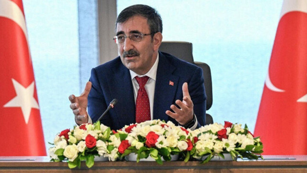 Güney Kıbrıs Rum Kesimi'nde camiye alçak saldırı! Cumhurbaşkanı Yardımcısı Yılmaz'dan tepki